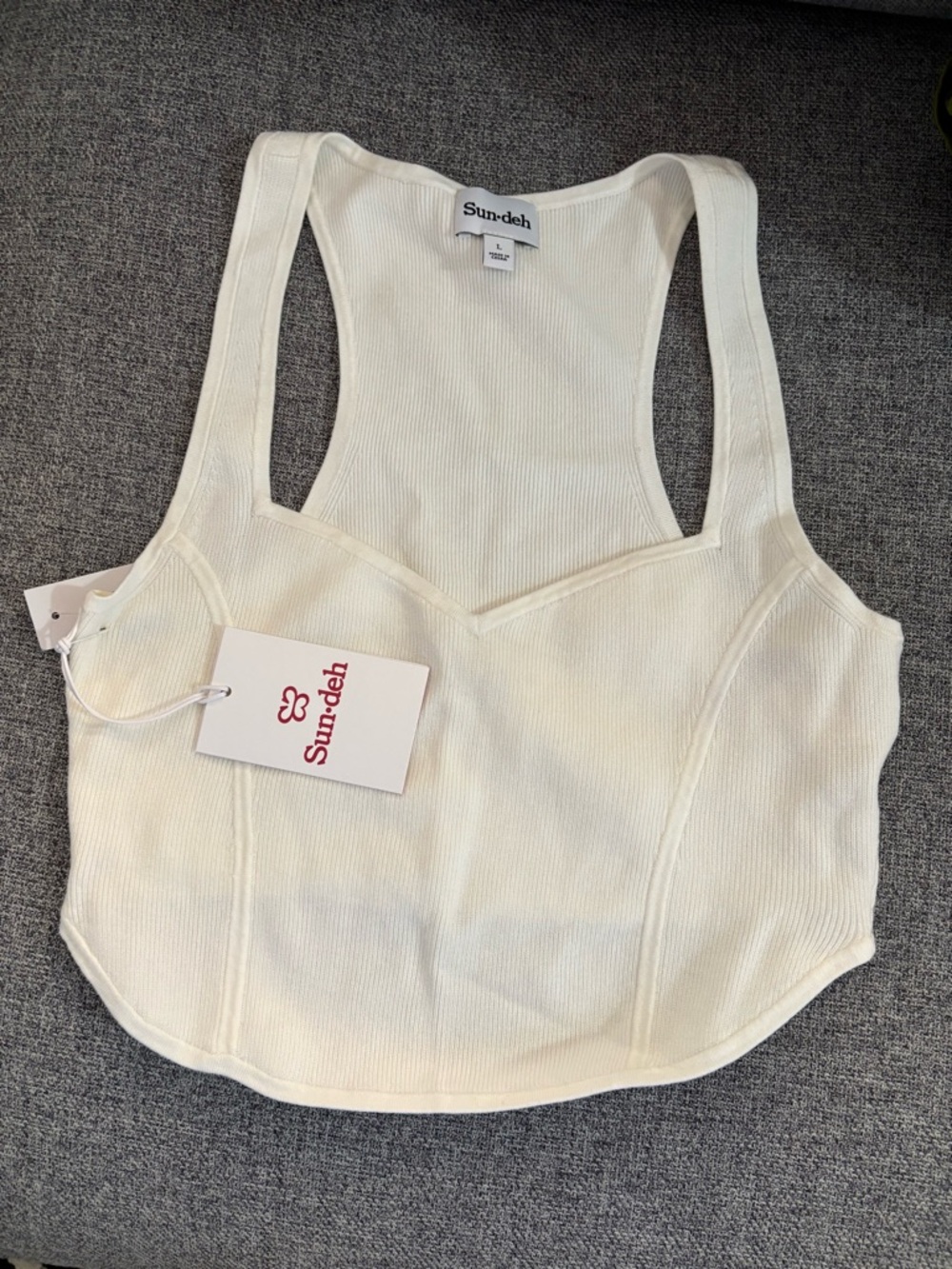 Sundeh Crop Top